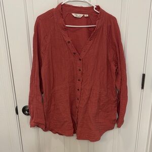 Caffe Marrakesh Distressed Cotton Gauze Long Sleeve Button Up in Coral